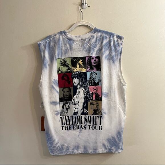 Taylor Swift Eras Tour 2023 Official Merch Blue Tie Dye Tank Shirt Sz Large NWT - Picture 1 of 9